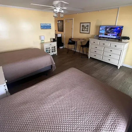 Sea Vista Motel Topsail Beach Exterior photo